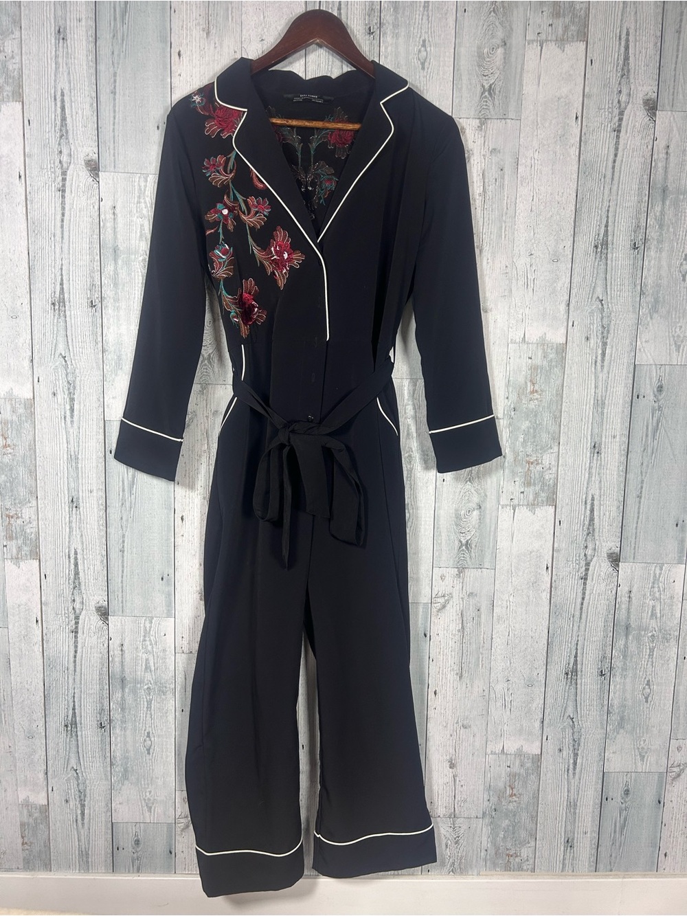 Zara Premium Floral Embroidered Kimono Jumpsuit Black Wide Leg
Belted Size S
